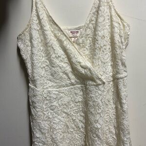 Mossimo Supply Co. Cream Lace V-Neck Top
